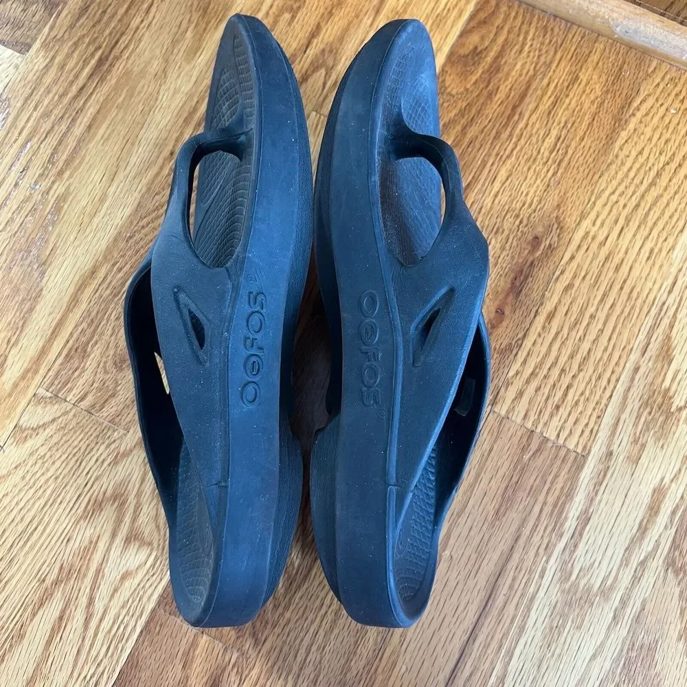 OOFOS Ooriginal Flip Flop Black‎ Size 10 Comfy